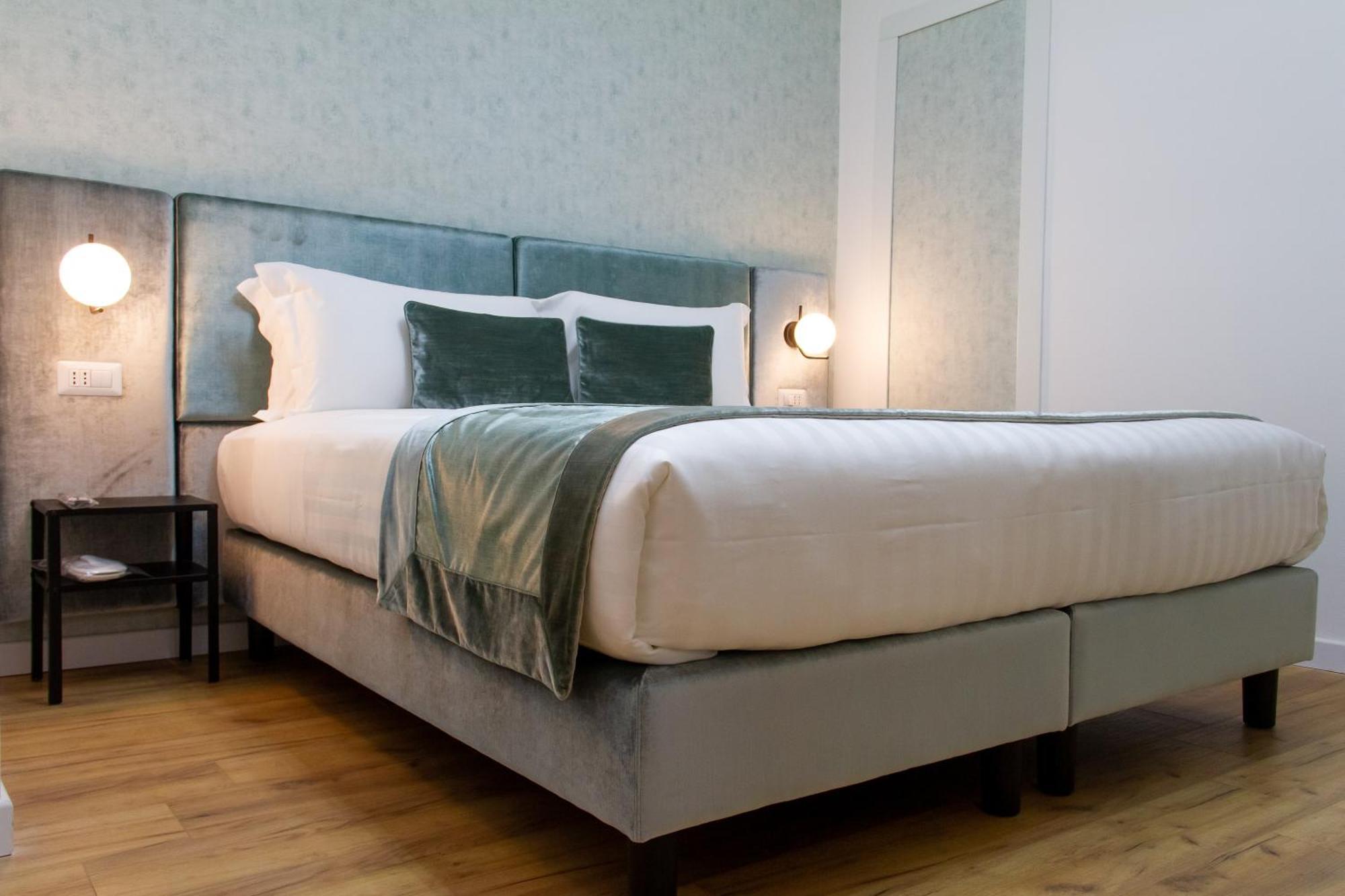 Home At Rome St. Peter Rooms&Apartment Zewnętrze zdjęcie