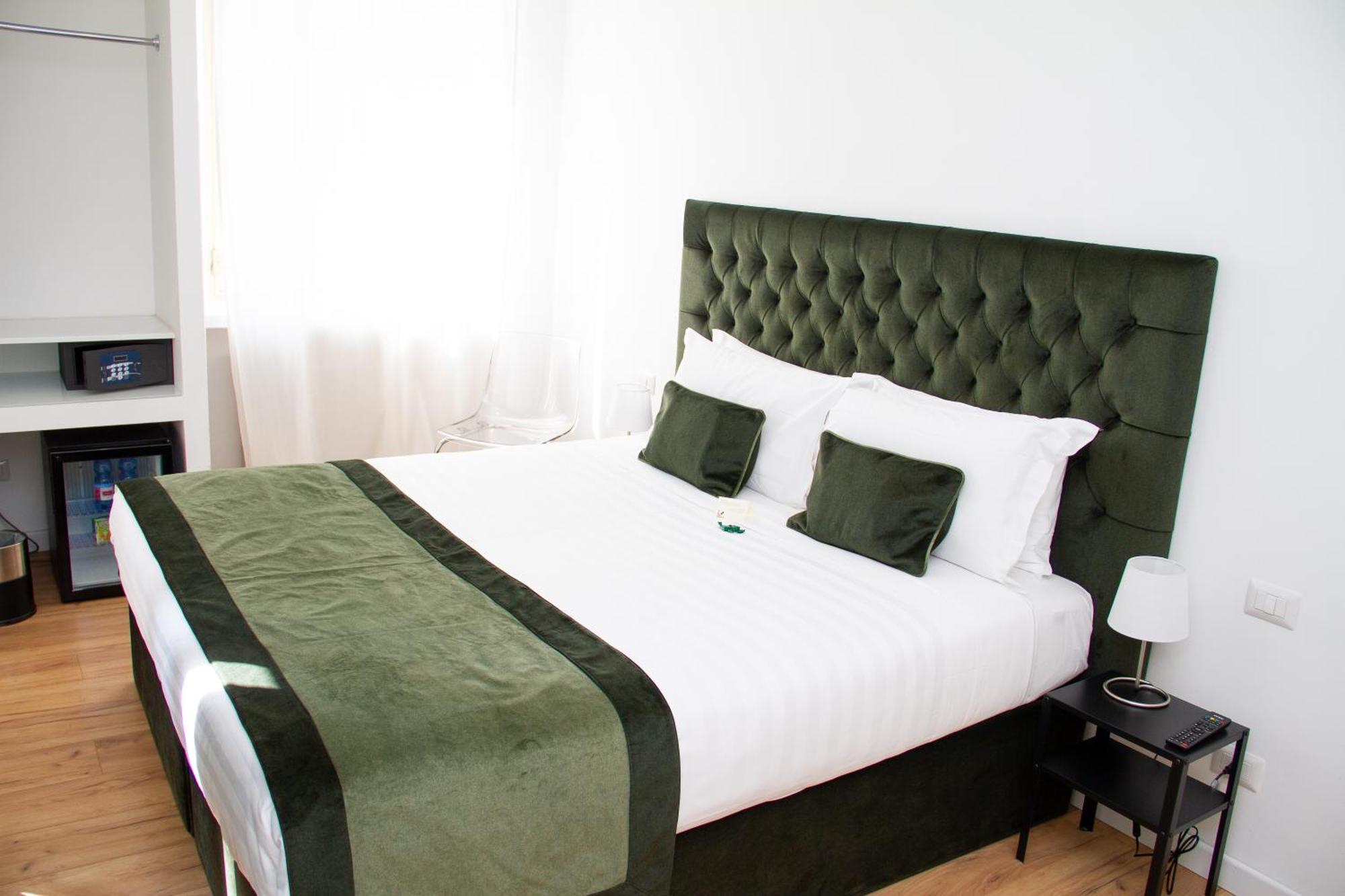 Home At Rome St. Peter Rooms&Apartment Zewnętrze zdjęcie