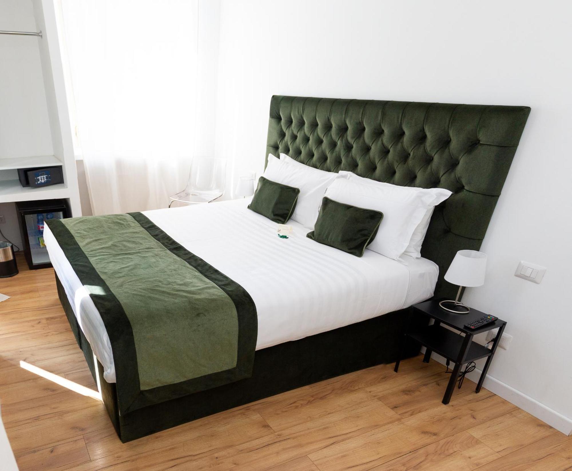 Home At Rome St. Peter Rooms&Apartment Zewnętrze zdjęcie